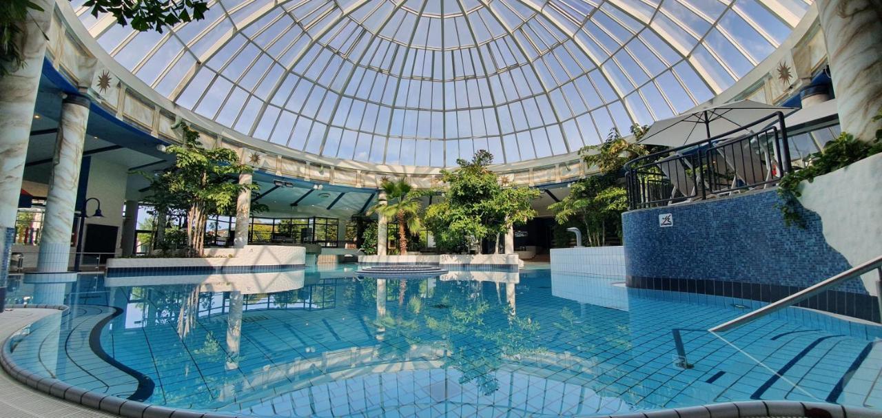 Vital Hotel Rhein Main Therme Wellness Resort & Spa Хофхайм-ам-Таунус Экстерьер фото