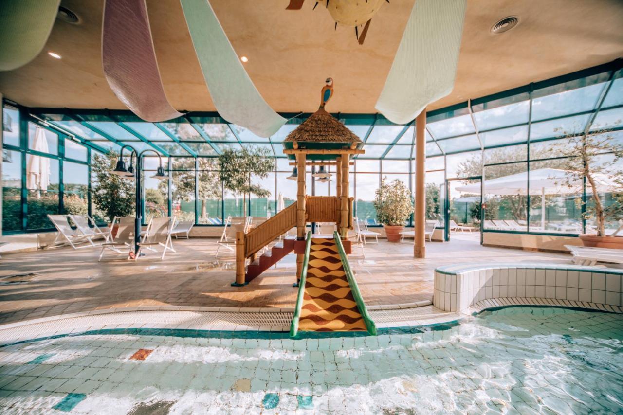Vital Hotel Rhein Main Therme Wellness Resort & Spa Хофхайм-ам-Таунус Экстерьер фото