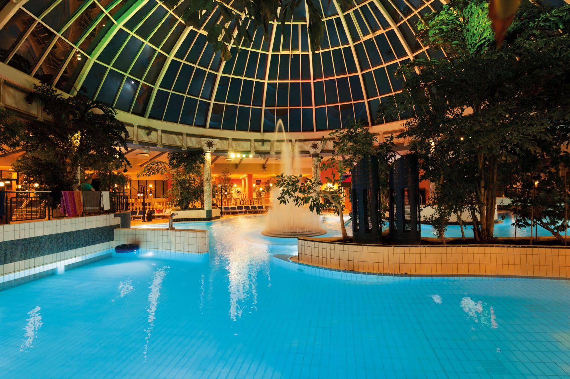 Vital Hotel Rhein Main Therme Wellness Resort & Spa Хофхайм-ам-Таунус Экстерьер фото